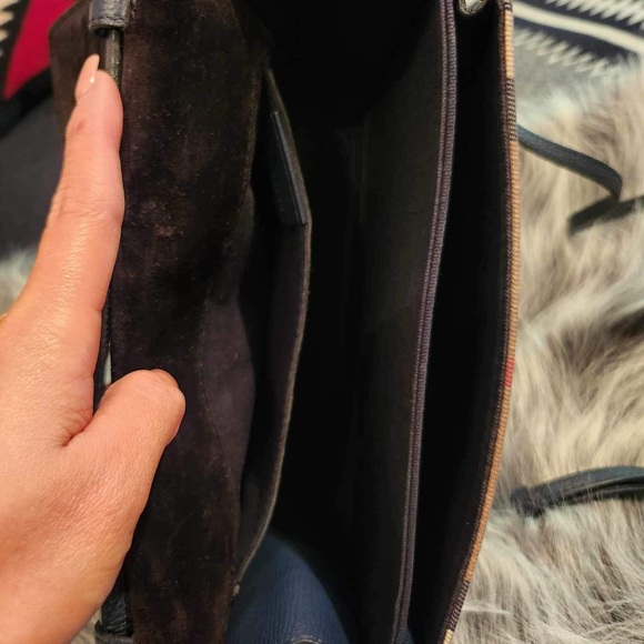 Authentic Burberry Bag. Check the code and you can authenticate. - Picture 10 of 17